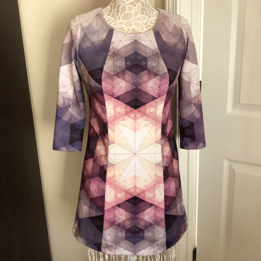 LIKE NEW condition BAR III geometric print 3/4 length sleeve mini dress size S